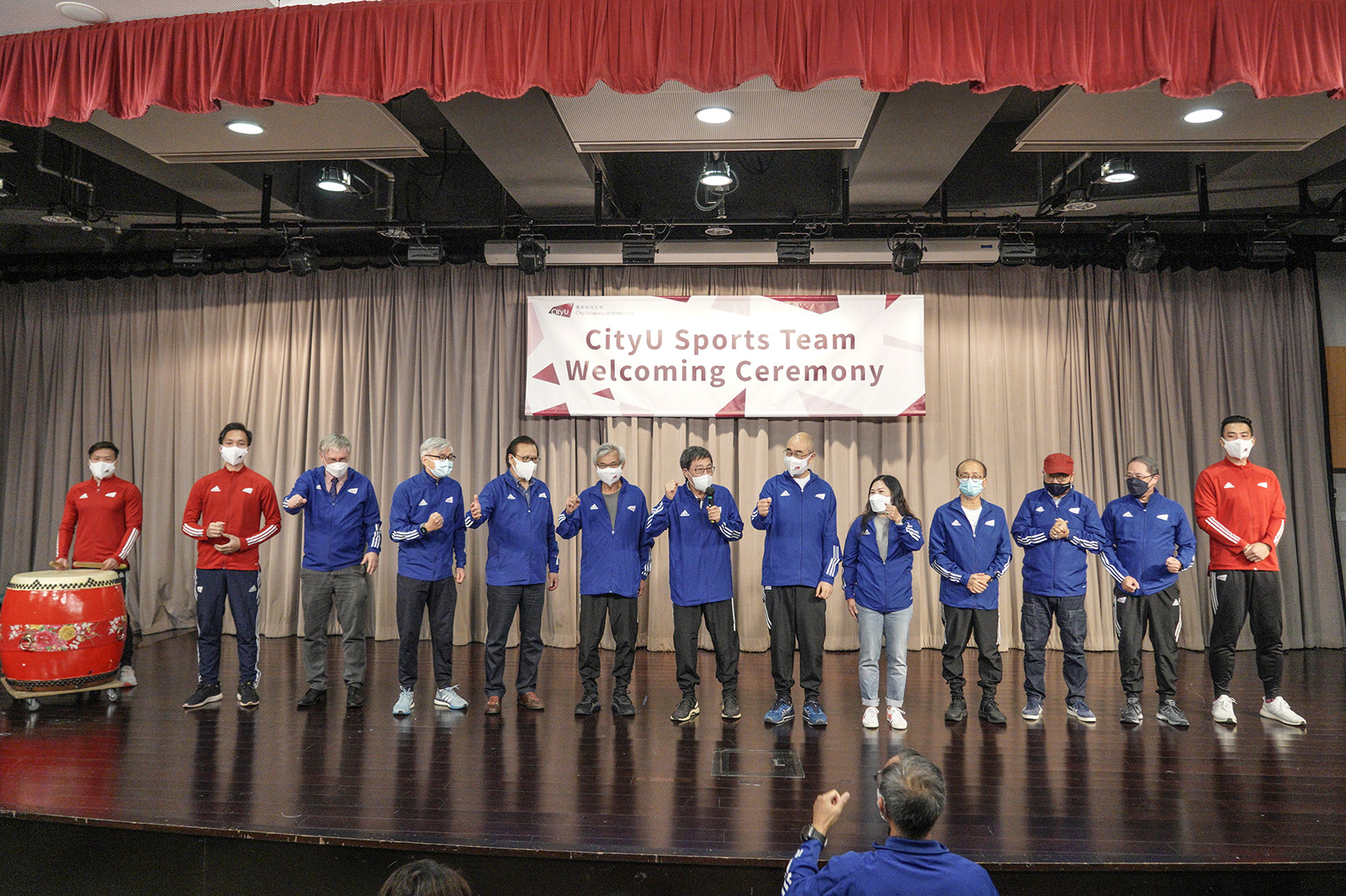 President Kuo led the participants in chanting the CityU sports team slogan.
